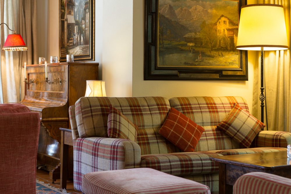 Sitting area at the Gran Baita hotel in Courmayeur. Aiguille du Midi vs Punta Helbronner – which one you should do?