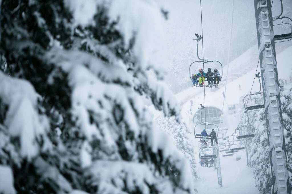 A chairlift takes you up Vallnord-Pal Arinsal . Photo Vallnord- Pal Arinsal. Vallnord-Pal Arinsal, Andorra. Police investigate sabotage attempt after cable cut on chairlift.