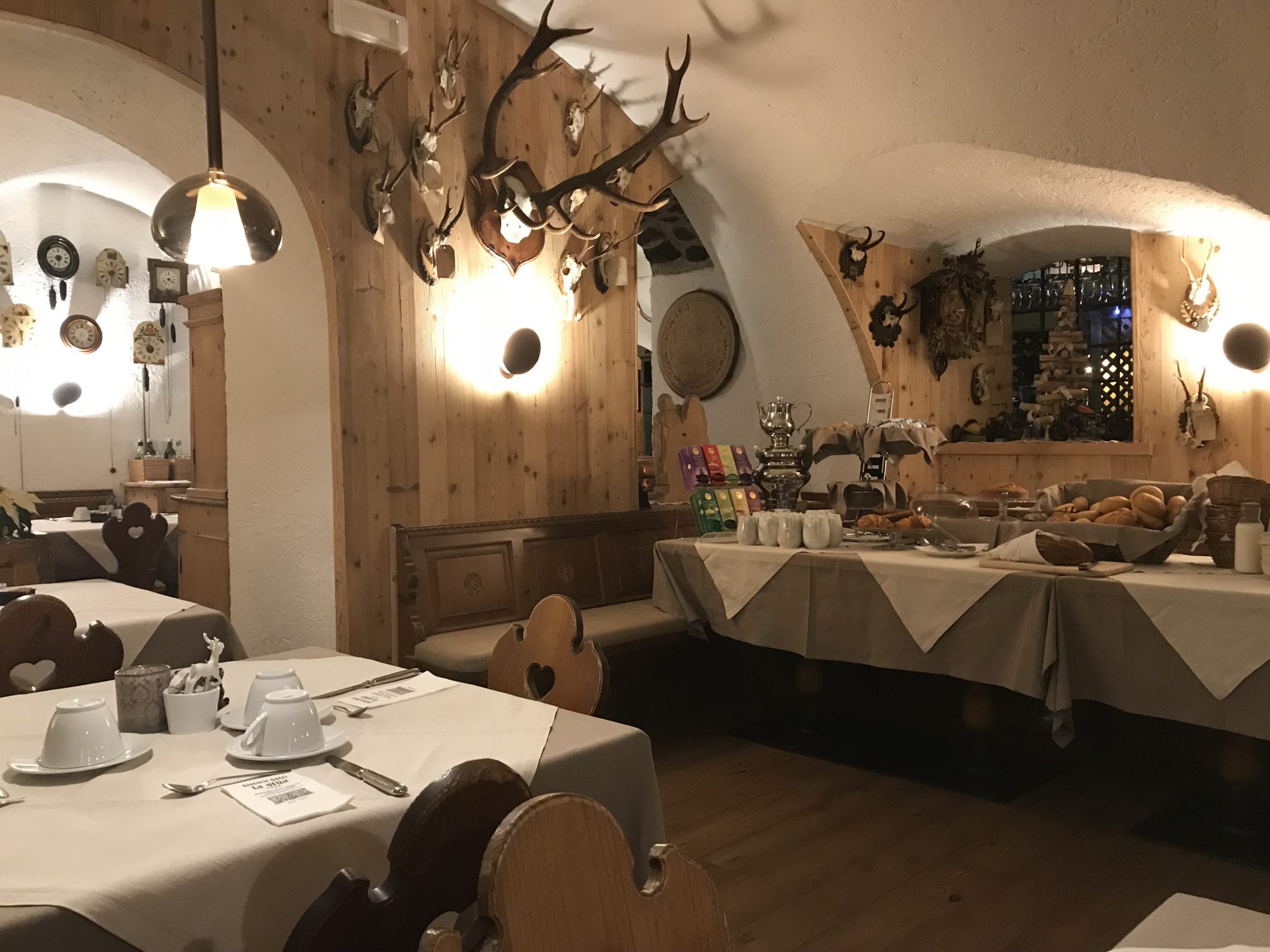 Restaurant Hotel La Stua - Photo by The-Ski-Guru