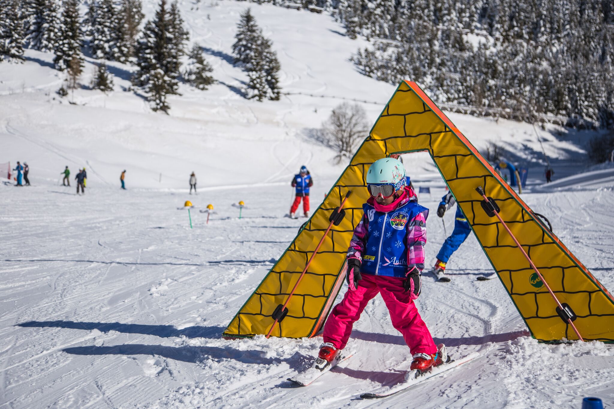 Kids at the Ski School in Alpe Cimbra. Photo by: Azienda per il Turismo Folgaria Lavarone Lusérn