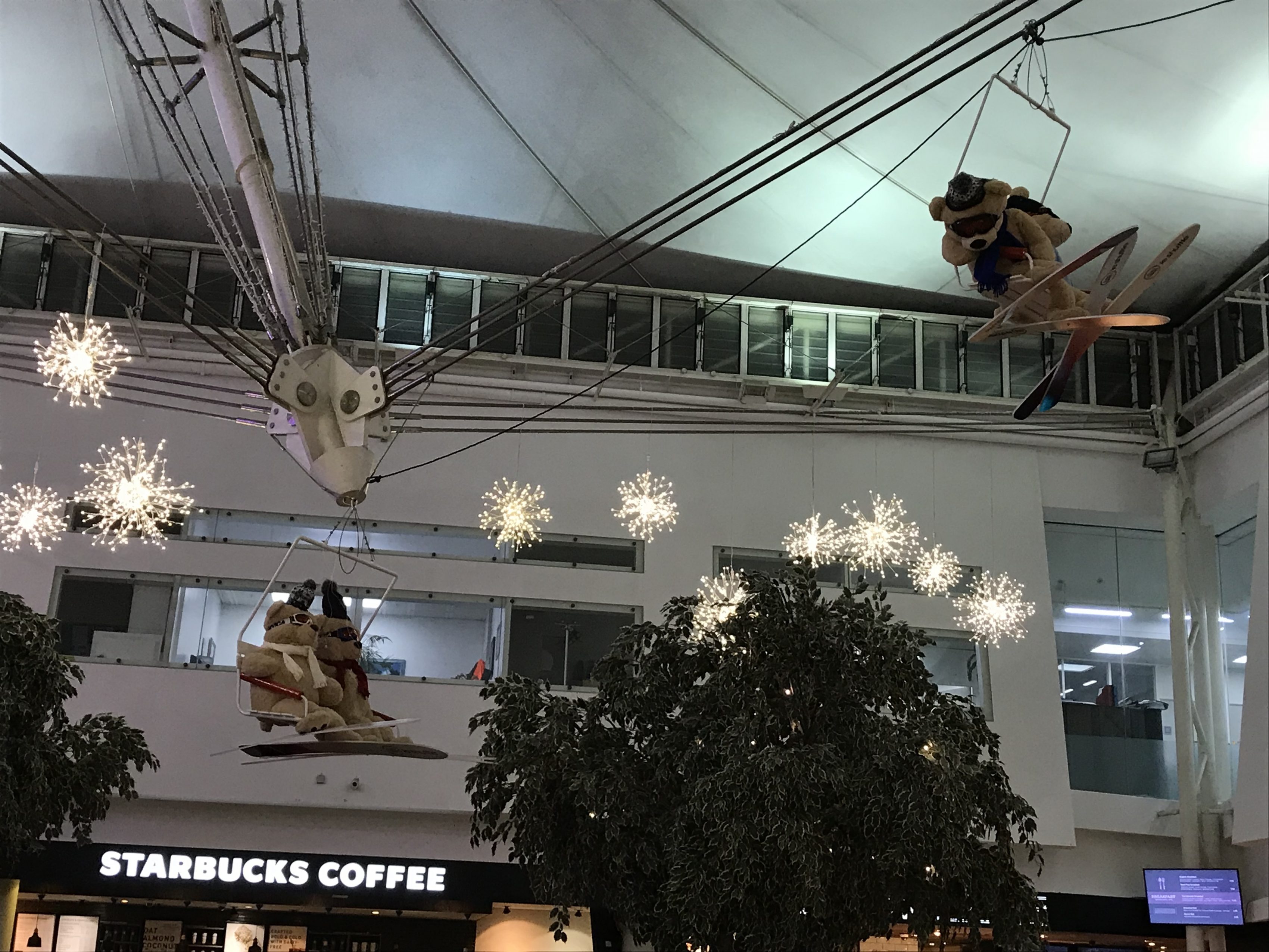 The Eurotunnel Folkestone roof was decorated with a ski theme. Photo by The-Ski-Guru.