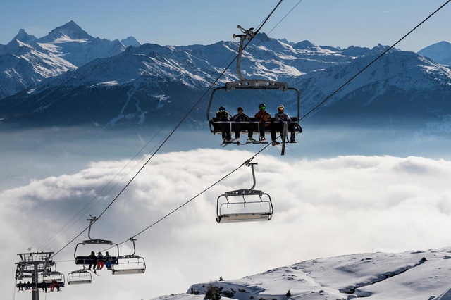 Crans-Montana is the most renown ski area in the Magic Pass. 