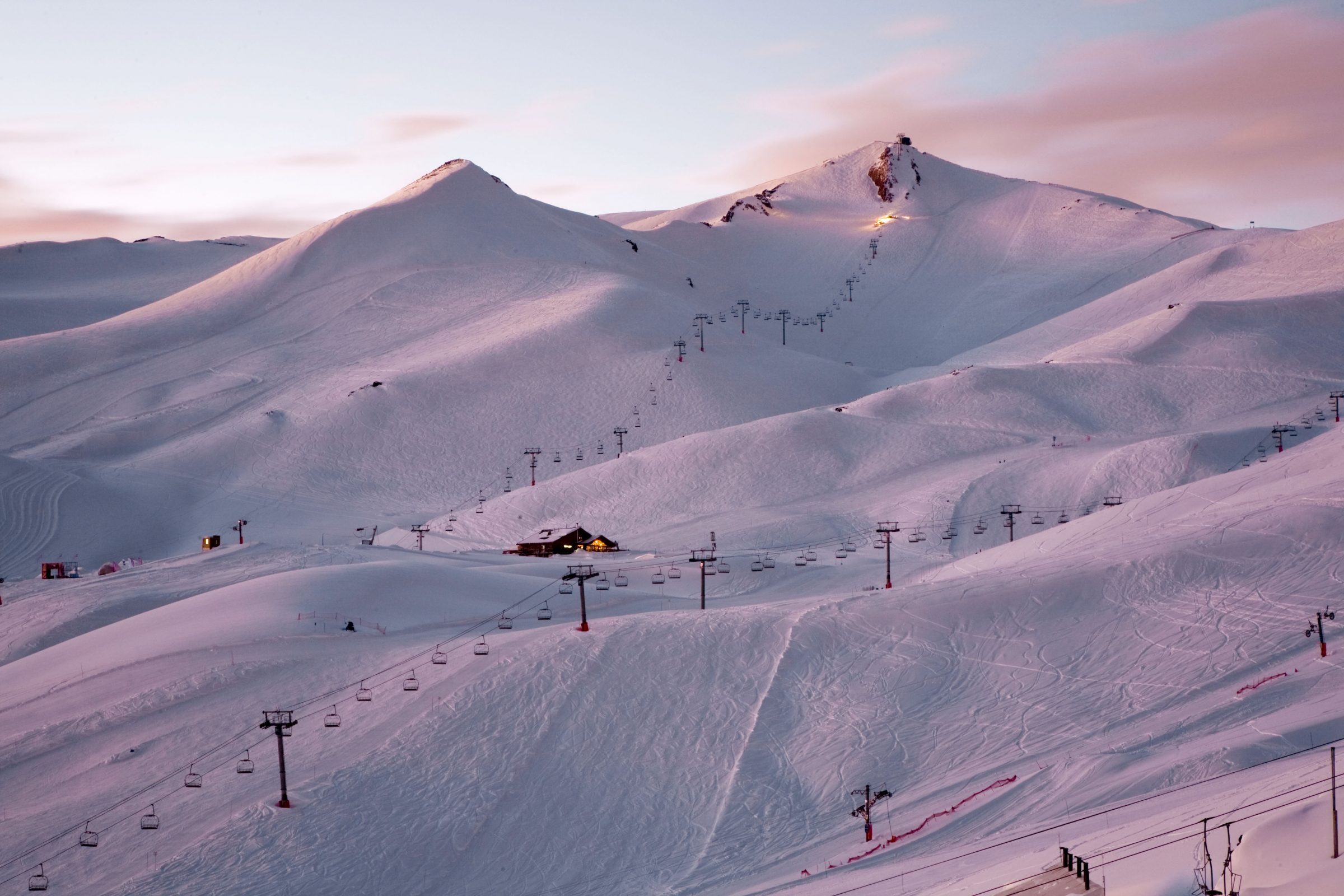 Focus on South American Ski Resorts- High Andes: Valle Nevado, Portillo and Las Leñas – Chile and Argentina