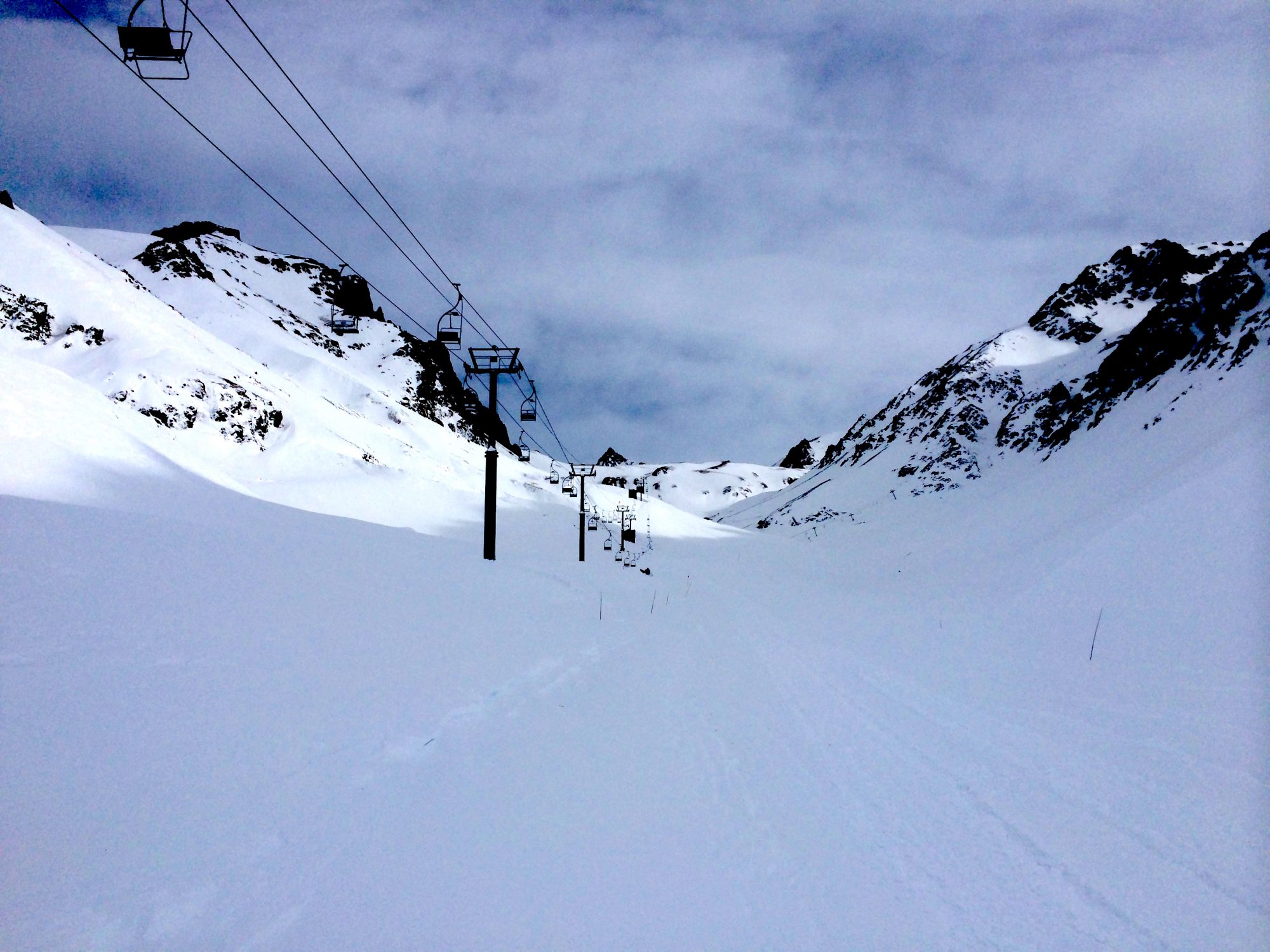 Photo of Neptuno chairlift in Las Leñas on the ground after being affected by an avalanche -Photo credit: Snowbrains. Las Leñas has high prone avalanche terrain