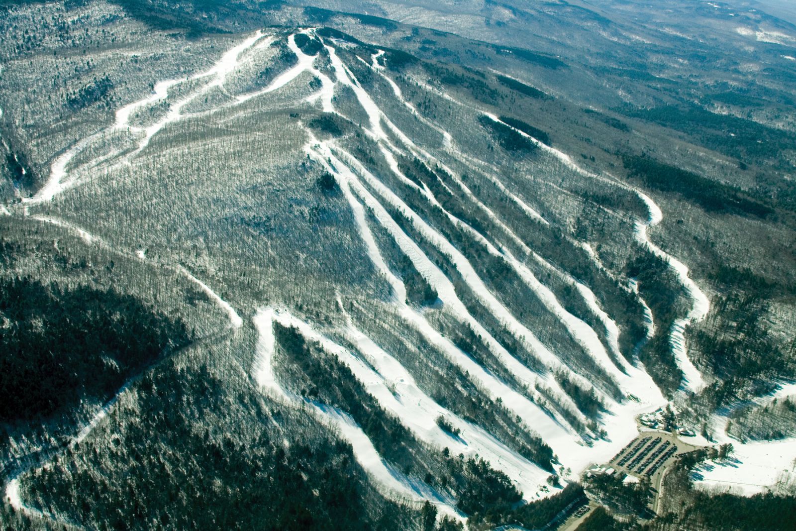 Mount Sunapee Resort in New Hampshire, along Okemo Mountain Resort and Crested Butte Mountain Resort have been finally added to the portfolio of resorts of Vail Resorts and are all now under the EPIC Pass. 