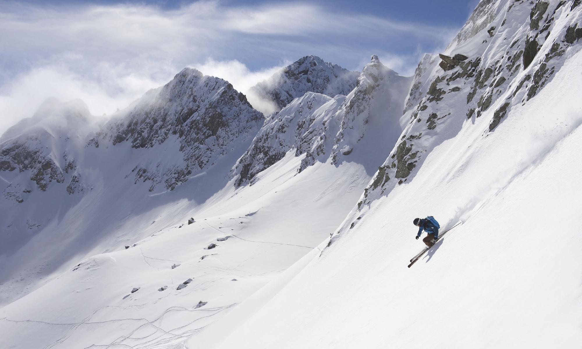 Les Trois Vallées, an amazing expanse of pistes and off-pistes to challenge any type of skier. 