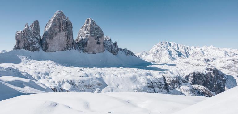 View of the Drei Zinnen/Tre Cime di Lavaredo. Drei Zinnen ski area - Copyright: 3 Peaks Dolomites. 3 Peaks Dolomites will link its resort to Östirol in Austria for the 21/22 ski season .