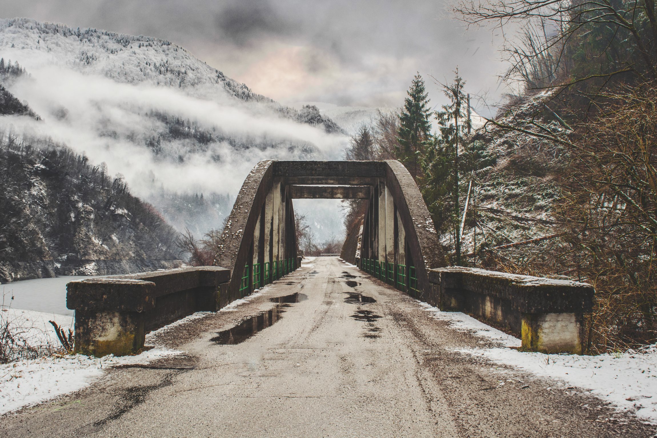 A bridge that separates you from here to your next adventure. Photo Federico Beccari- Unsplash. Self-drive skiers need to plan now for Brexit.