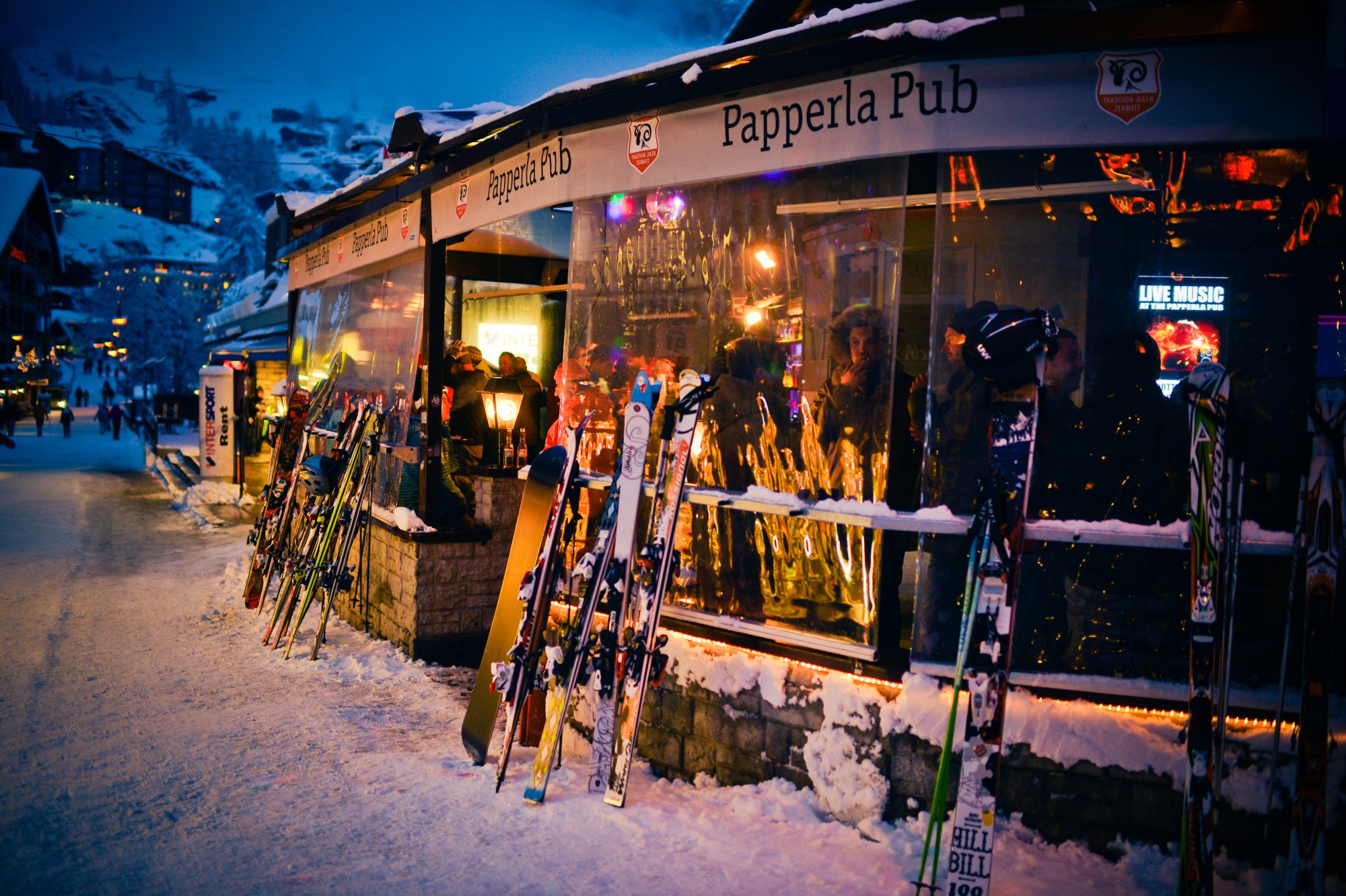 Papperla Pub - one of the places for après-ski in downtown Zermatt. Credit Tradition Julen. Courtesy Zermatt Tourism Office. 