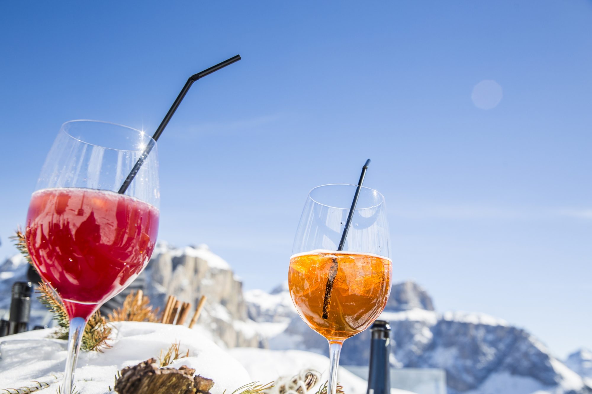 There is always time for aperitivo at Val di Fassa. Photo: Federico Modica. APT Val di Fassa. Val di Fassa is ready and opening on 6th December.