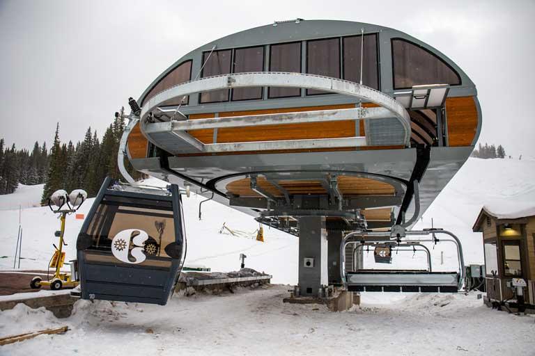 A new Leitner-Poma empty gondola cabin from Copper Mountain Crashes to the Ground. 