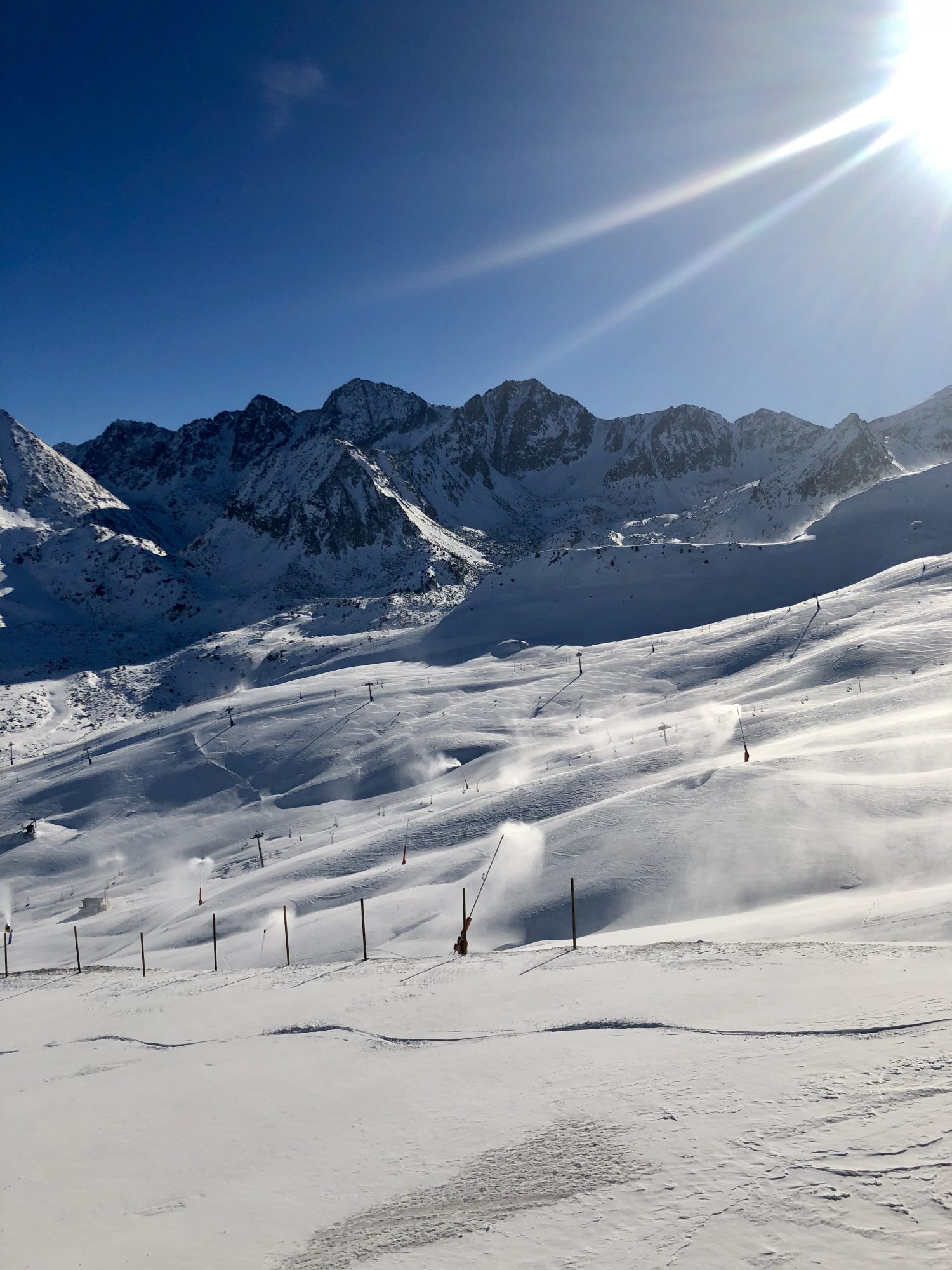 Sector Pas de la Casa. Grandvalira kick-starts the season this Saturday 1st of December with the partial opening of the Pas de la Casa and Grau Roig sectors.