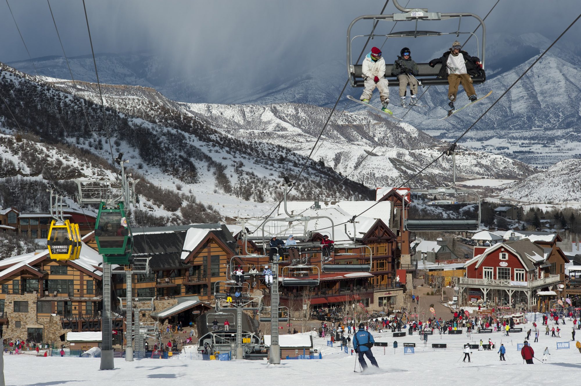 Coming up from Snowmass Village- lots of terrain to ski, Snowmass is very wide and have lots of options to keep you entertained. Snowmass Opens Thanksgiving Day with 570 Acres of Terrain. Photo: Aspen Skiing Company. 