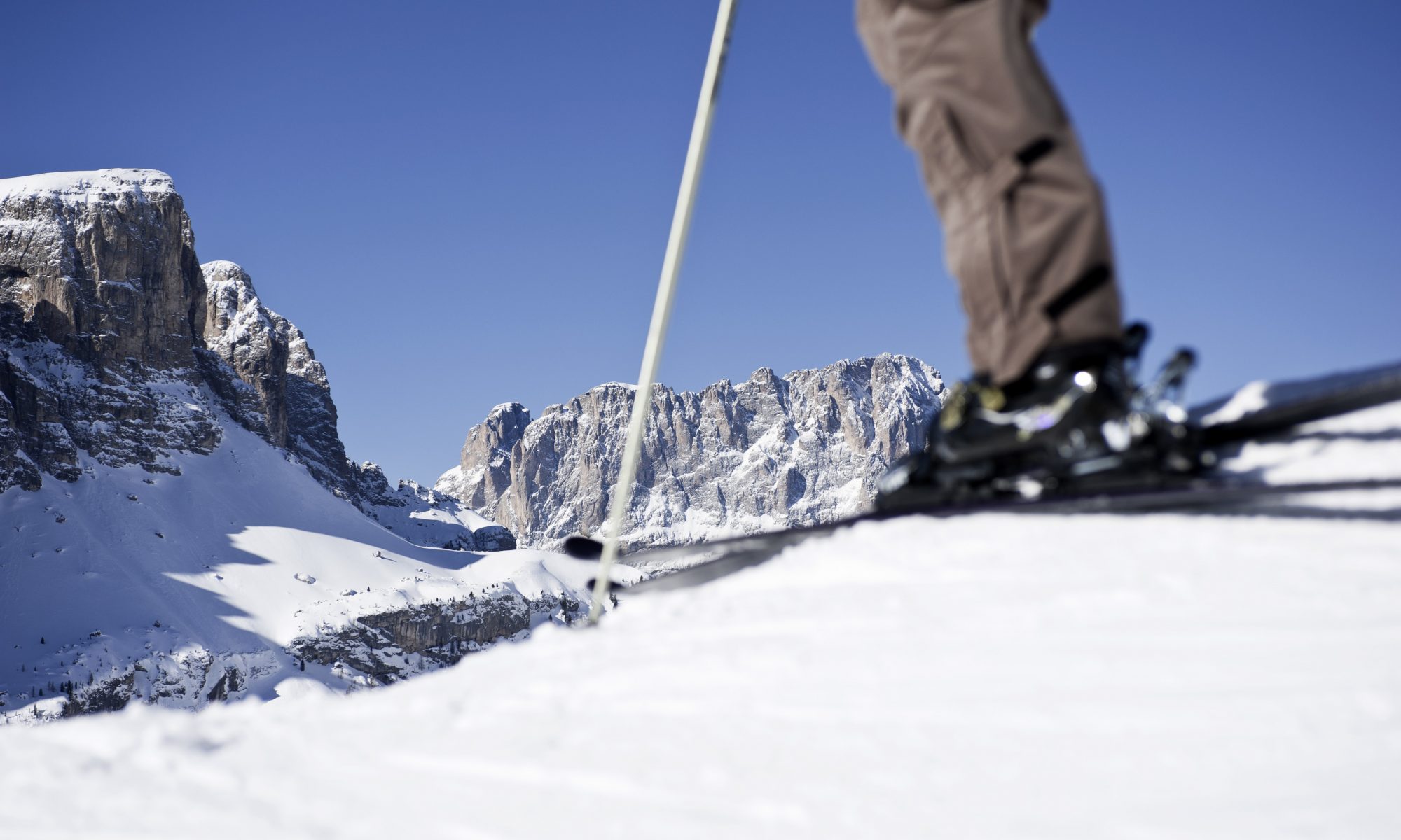 These unique Dolomite vistas encompass the extensive Alta Badia ski area, with magnificent views of the Sasso Lungo Peak and the Sella Mountain Range. Season Opening’s at the different ski resorts of Sudtirol and Christmas Markets. Photo: IDM Sudtirol.