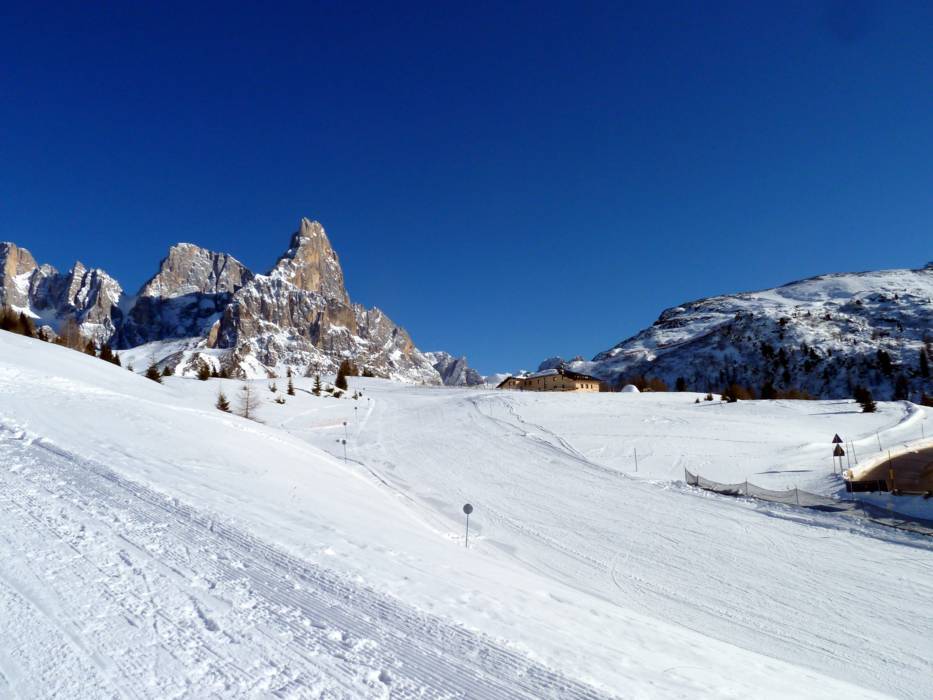 A couple of lifts were sabotaged in Passo Rolle. 