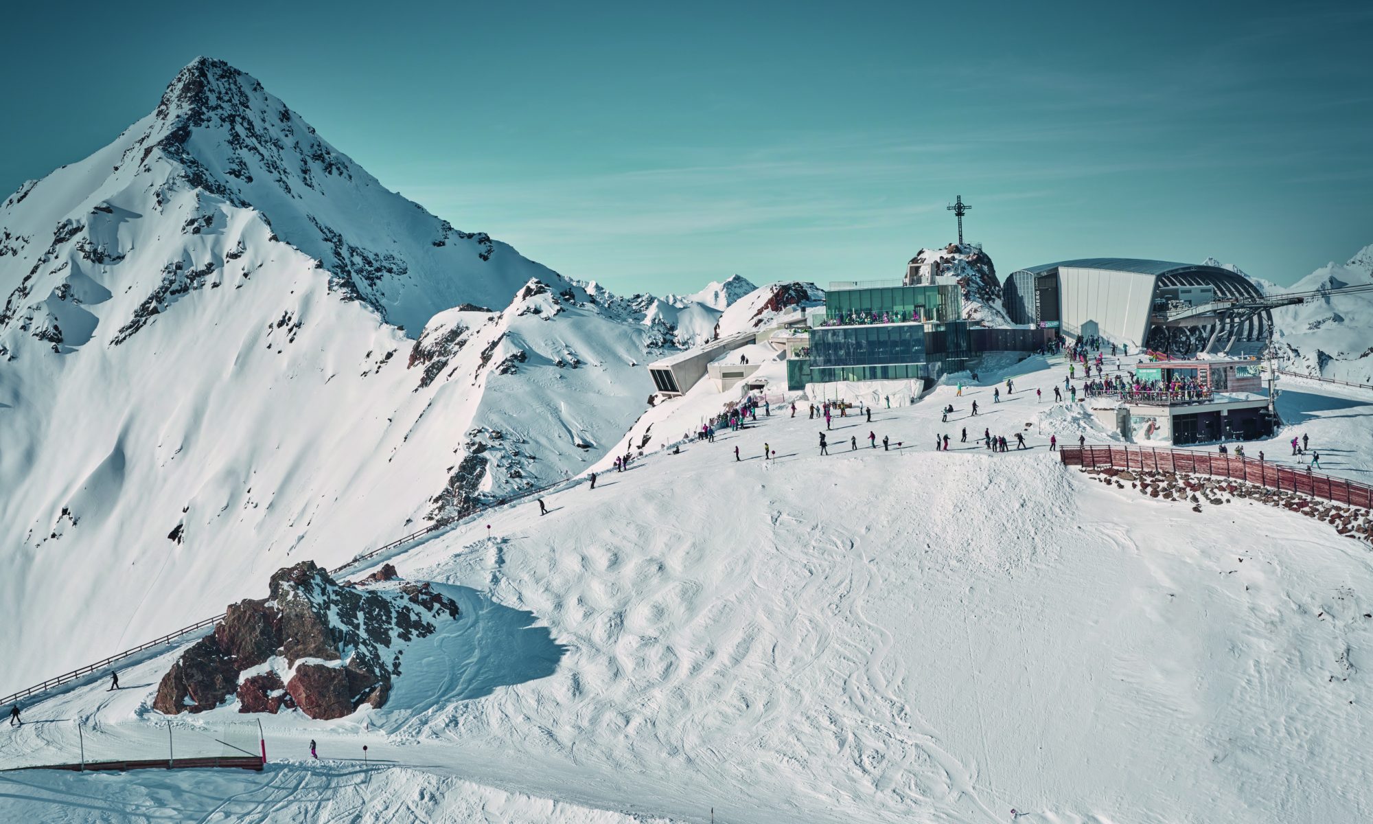 Innerötztal - Sölden with Obergurgl / Hochgurgl / Vent and Sölden. Ski this Easter with your family in ‘snow sure’ Obergurl-Hochgurgl and Sölden with The-Ski-Guru TRAVEL