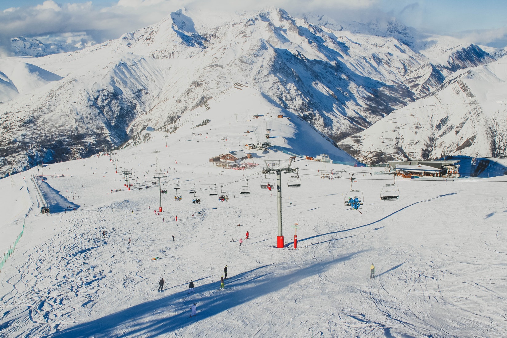 Les Deux Alpes, near to St Christoph-en-Oisans. Avalanche kills person in French Alps; another missing.