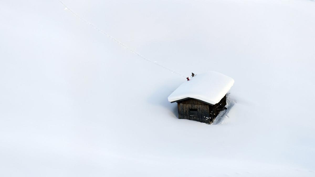 Two ski patrollers died in Morillon setting avalanche control charges. 