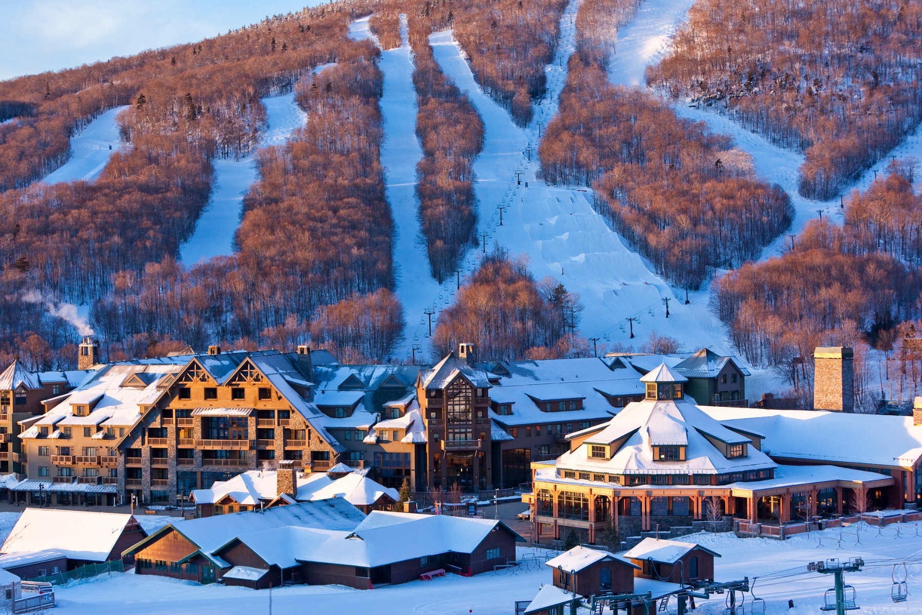 Stowe Mountain Resort. More than 150 evacuated from stuck chairlift at Stowe, VT.