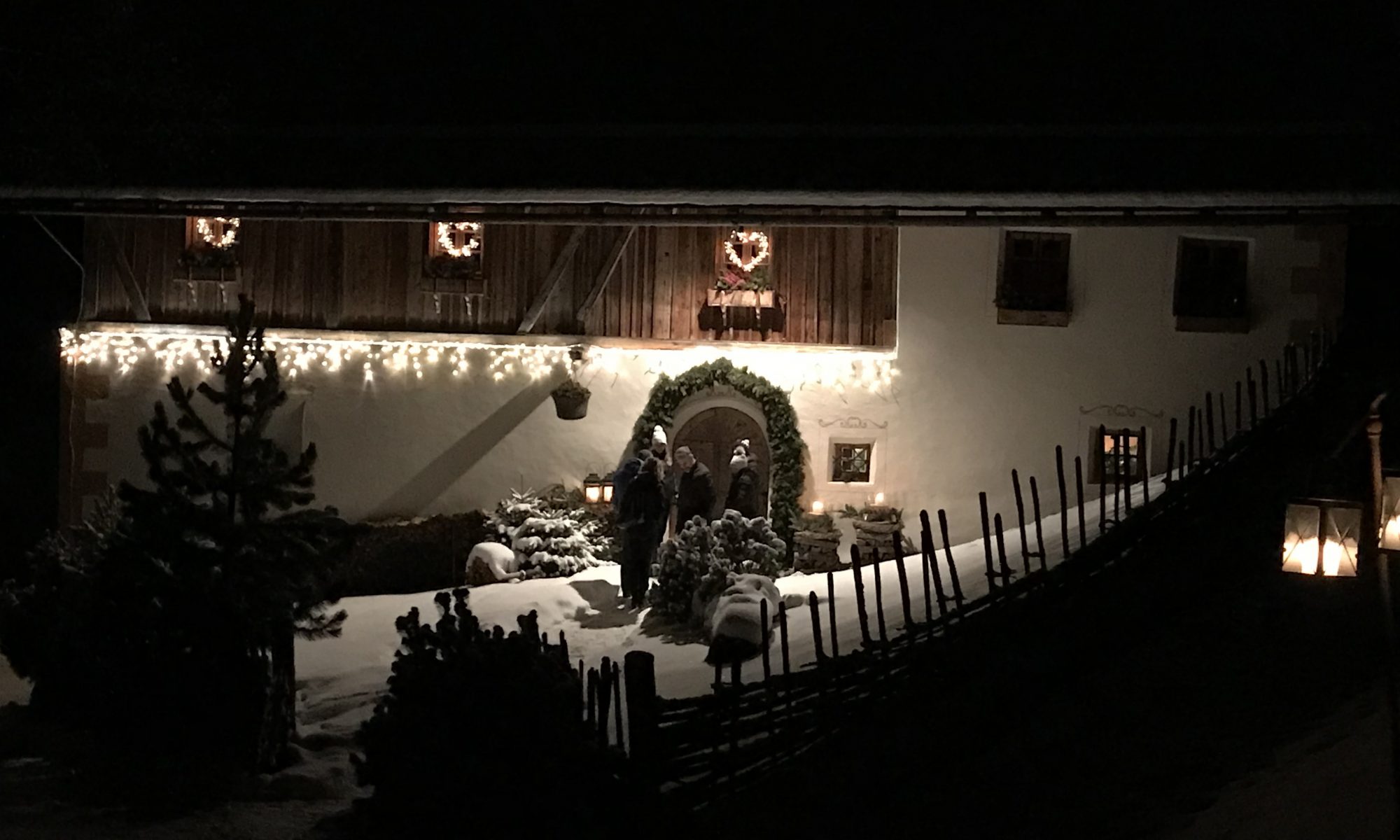 The entrance to the San Lorenzo Lodge - White Deer- Photo: The-Ski-Guru. Spot on White Deer – San Lorenzo Mountain Lodge.