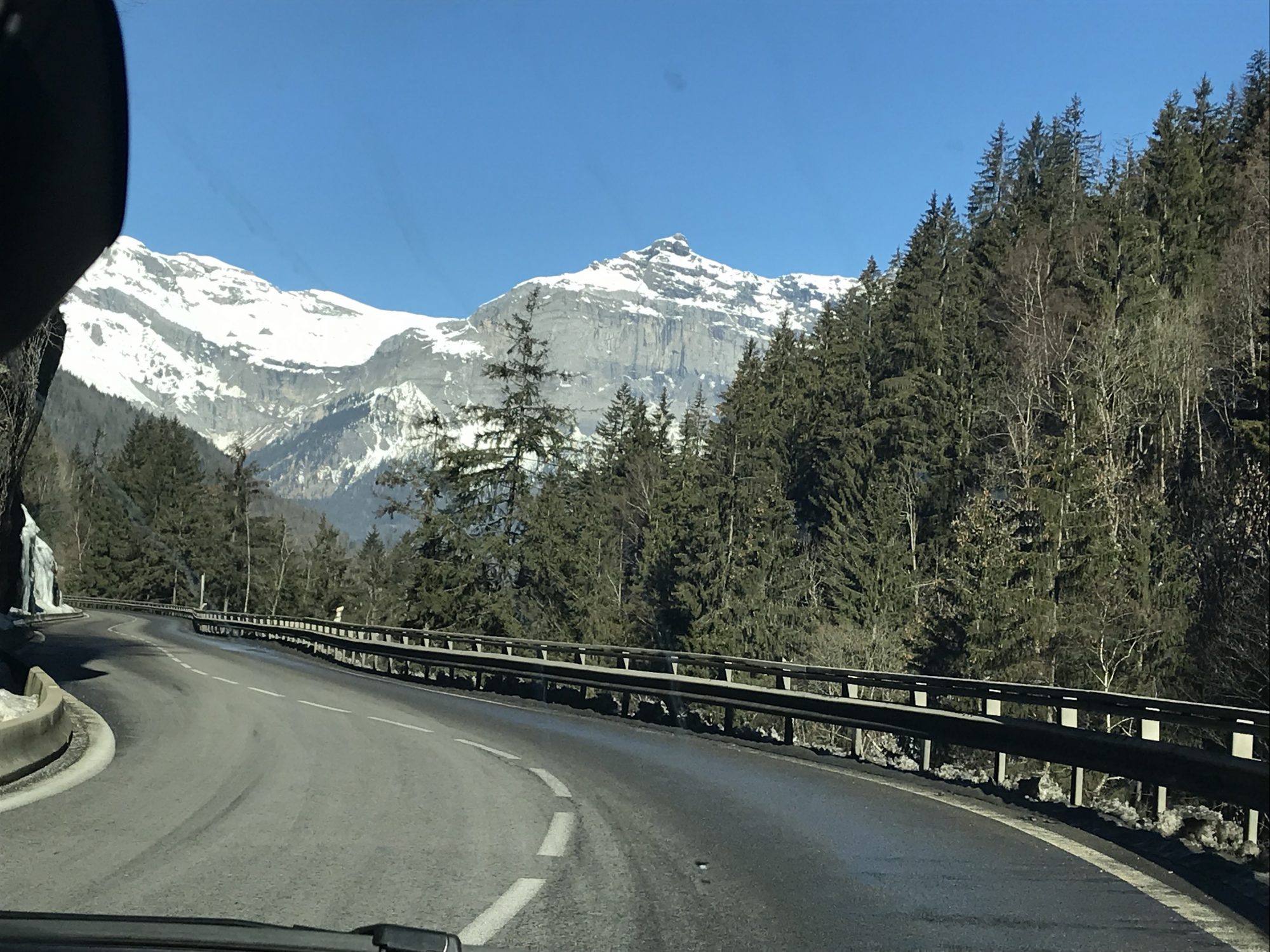 Driving on the Autoroute du Mont Blanc. Les Houches- Photo: The-Ski-Guru. HOW WOULD A NO-DEAL BREXIT AFFECT THE TRAVEL INDUSTRY? MPI BROKERS GIVES ITS INTERPRETATION OF INFORMATION FROM VARIOUS SOURCES.