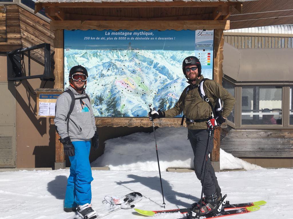 Skiworld raise £15,000 for charity partner, Snow-Camp. Photo: Snow-Camp-Skiworld.