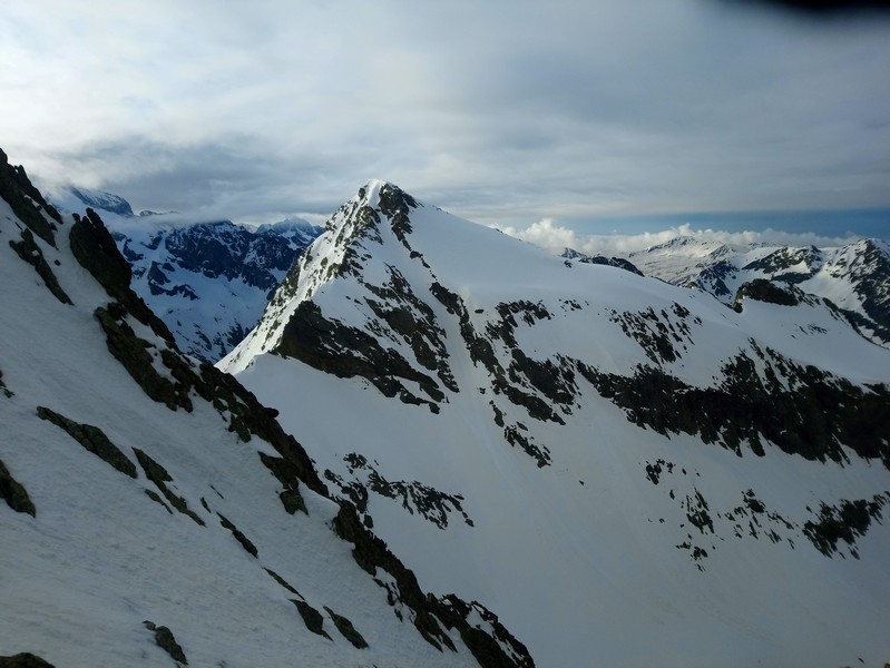 St Martin Vesubie. Le Colouir des Gaisses seen from La Cougorde. An expert skier killed by an avalanche in the Aiguilles rouges and a snowboarder died on the Alpes Maritimes.