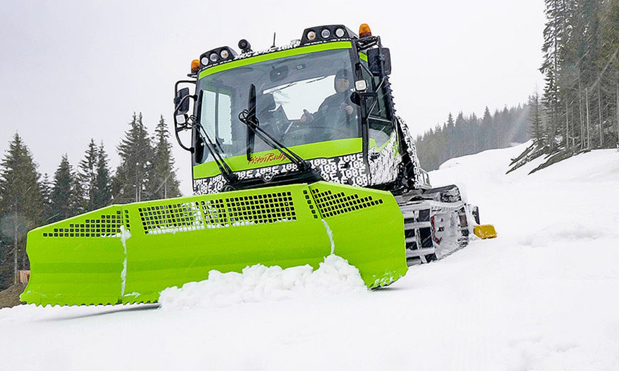 PistenBully Electric Snow Groomer. World First 0% Emissions Snow Groomer Was Launched by PistenBully. Photo: PistenBully.