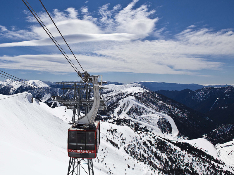 Pal Arinsal's tram. Photo: Pal Arinsal. Pal Arinsal will invest 3 million euros in improvements for the 2019-20 season.