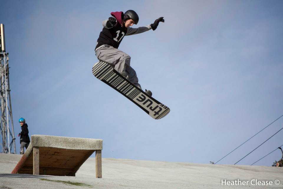 Plymouth Ski Slope and Snowboard Centre. Photo courtesy of Ridestore Magazine. A Quick Guide to Indoor Skiing & Dry Slopes In The UK.