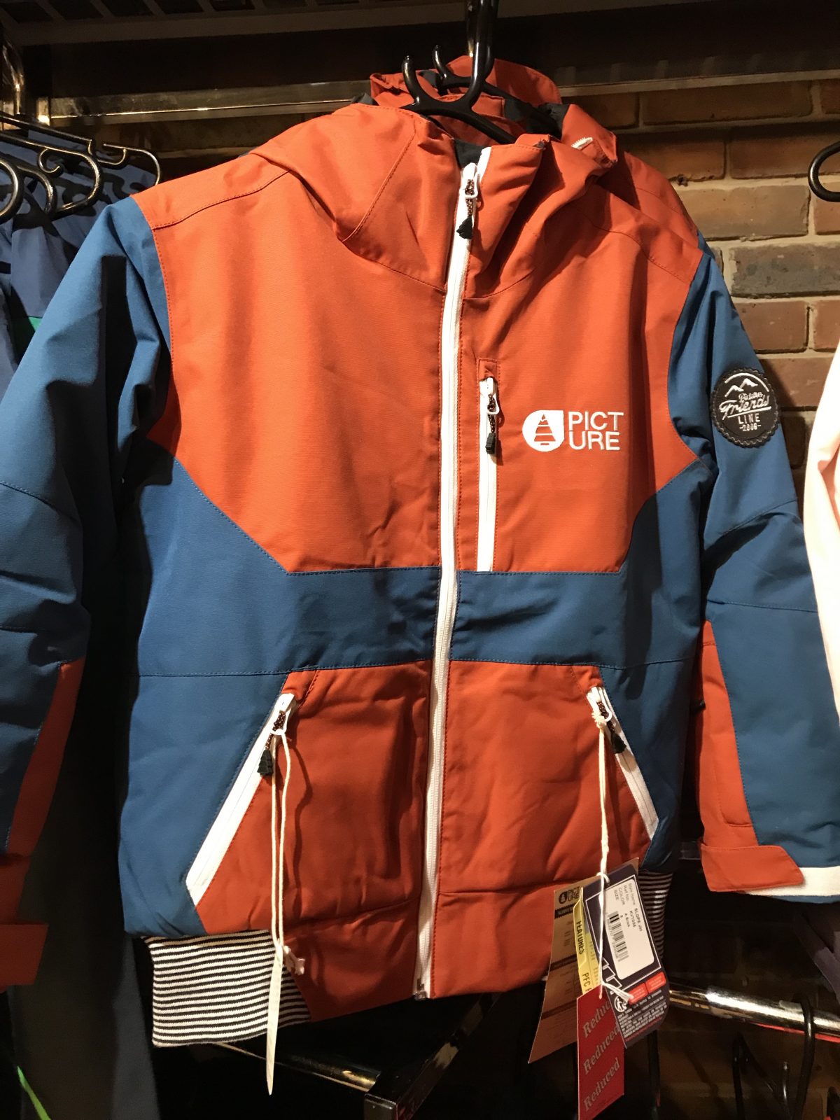Slope jacket. Picture Ski Clothing for Kids – Grows with them!
