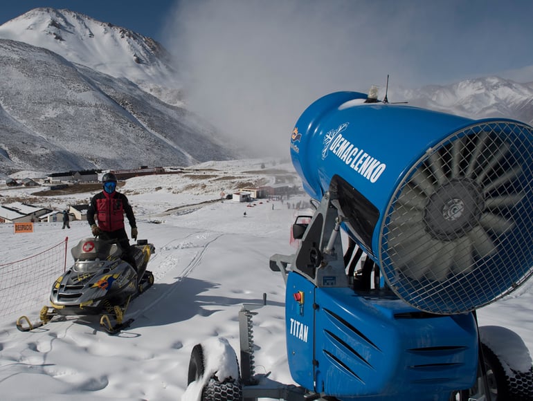 Demaclenko pumping snow in Las Leñas. Photo: Lucio Toledo. Demaclenko snow systems brings the snow to South America.