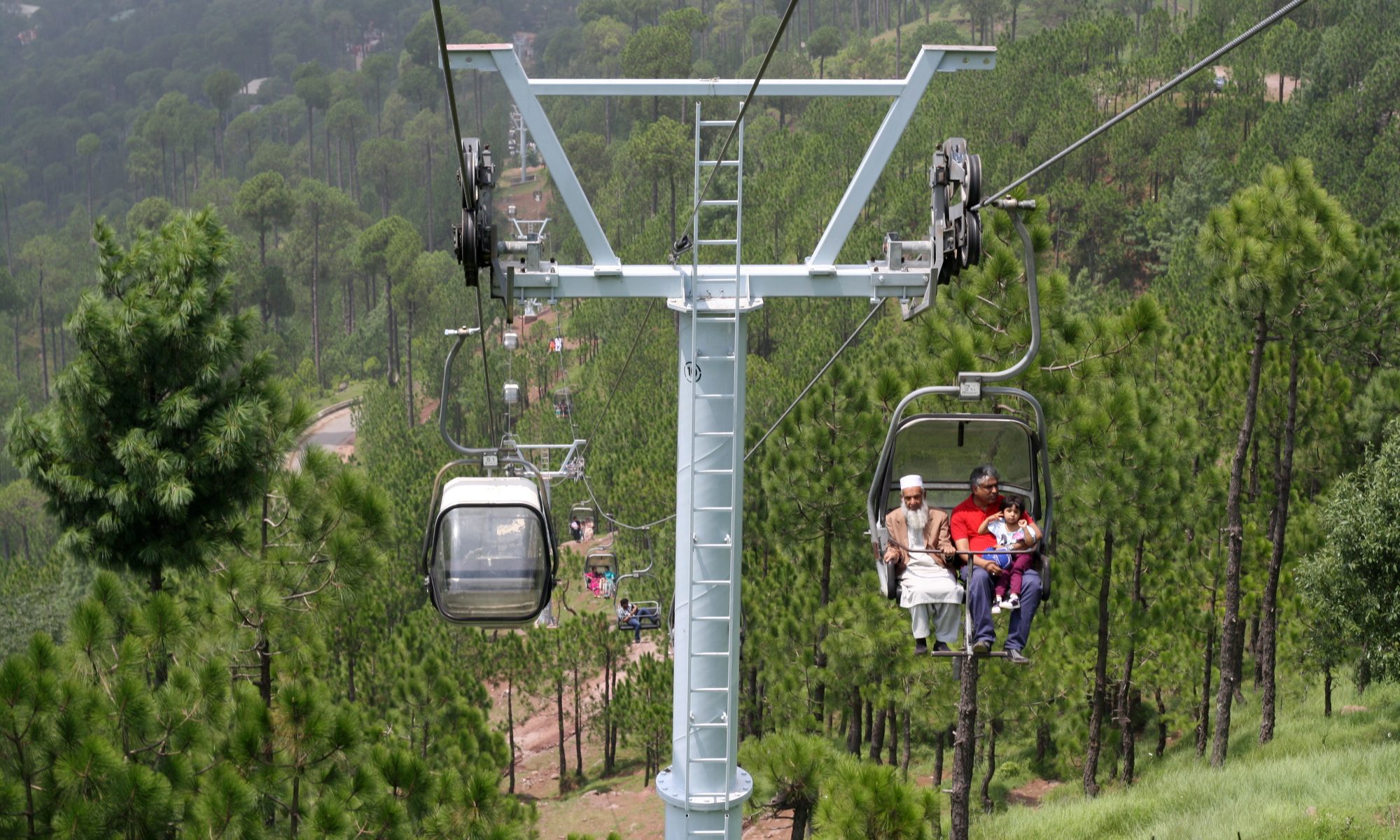 The Patriata chairlift rescue operation was completed after 10 hours. Muree, Pakistan.