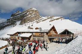 Rifugio Stoppani in the Grosté area of Madonna di Campiglio. The Ski Area Campiglio Dolomiti di Brenta is opening its 2019/20 ski season. News of the resort. 