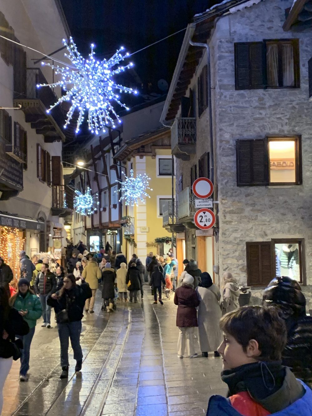 Courmayeur decorated for Christmas. Via Roma. Our Christmas holidays in the mountains with the kids and our dog! Courmayeur, Aosta.