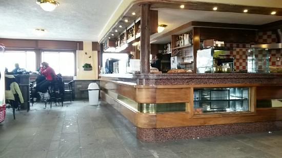 Cafe Bar du Soleil in Plan Chécrouit.A Foodie Guide to on-Mountain Dining in Courmayeur.