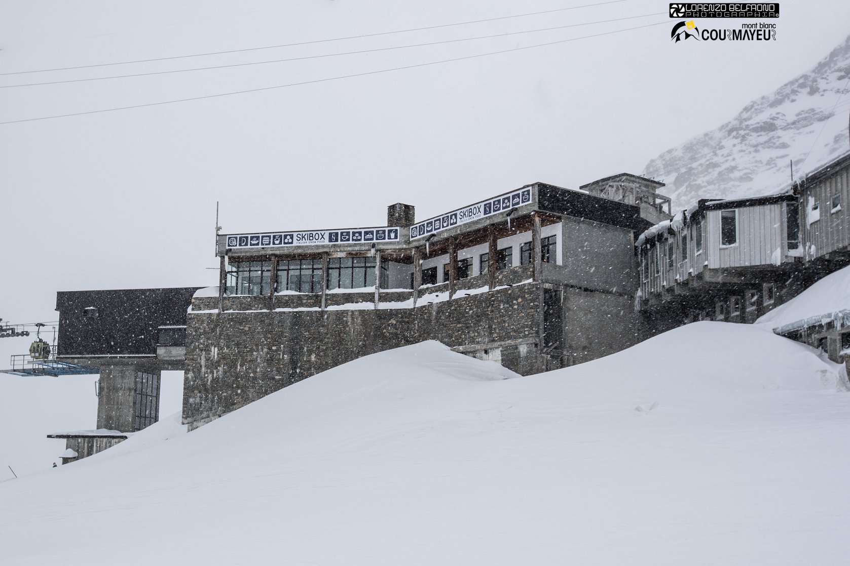 Ski Pol from outside. Col Chécrouit. A Foodie Guide to on-Mountain Dining in Courmayeur.