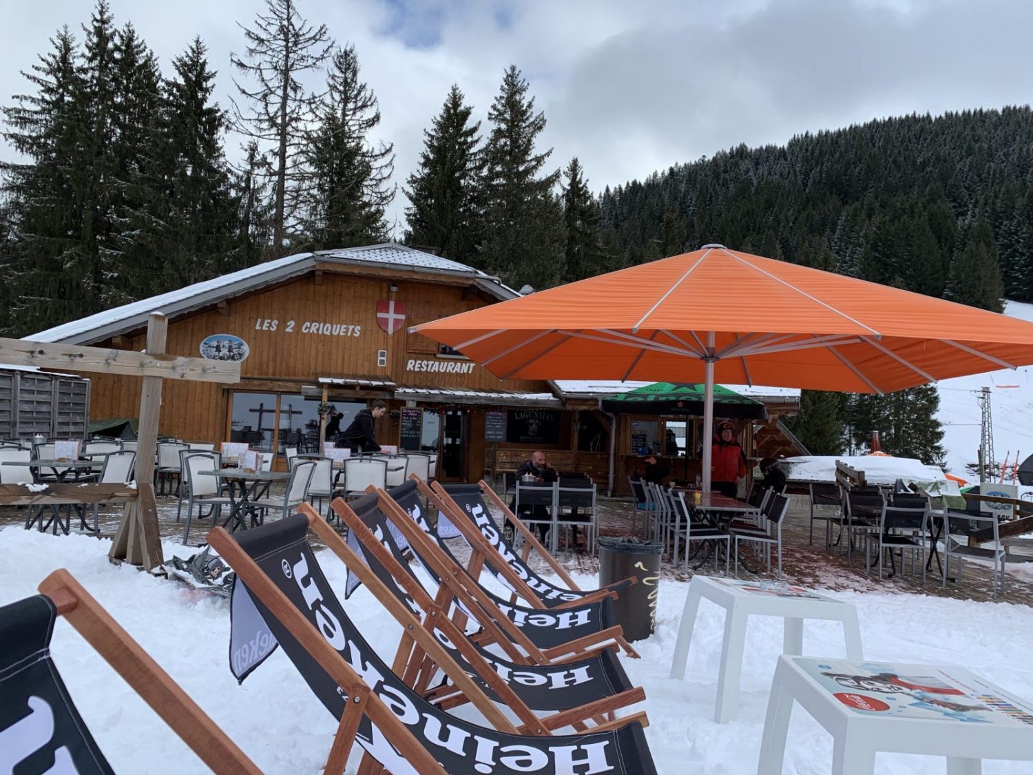 Les 2 Criquets on-mountain restaurant by Troncs Express. A Mums’ Long Weekend in Morzine.