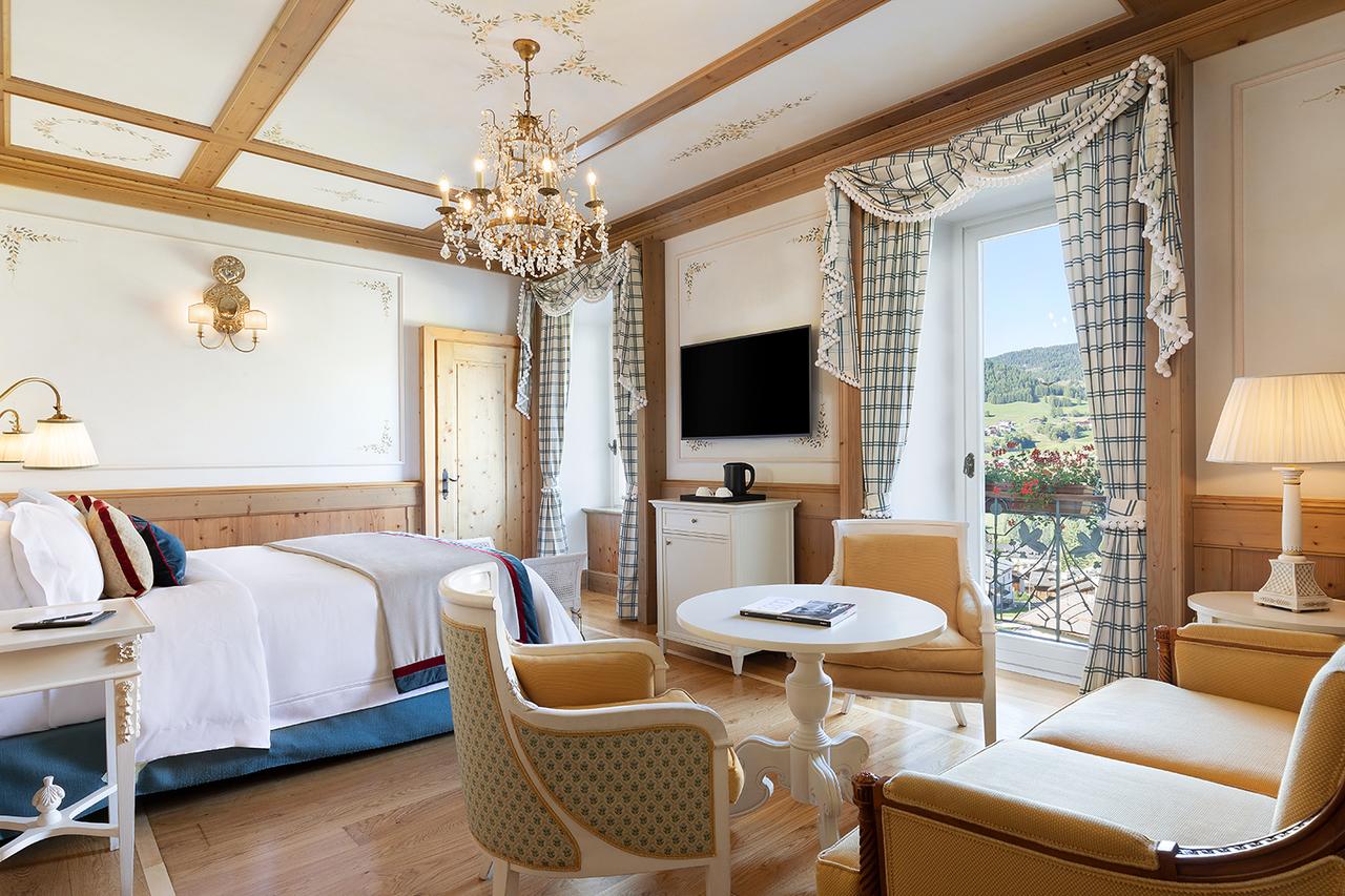 Room in Hotel Cristallo- Book your stay here. Cortina, an example of resilience in the tourism sector.
