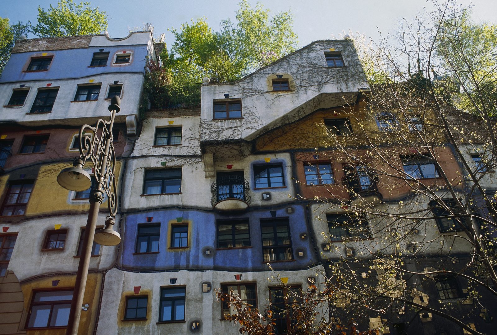 Hundertwasser House. Copyright: Oesterreich Werbung. For fanatics of Architecture, plan your multi-stop visit to Austria post Covid19.