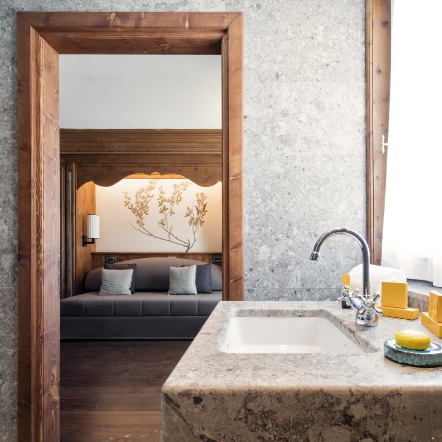Book your room at the Faloria Mountain Spa Resort here. Cortina, an example of resilience in the tourism sector.