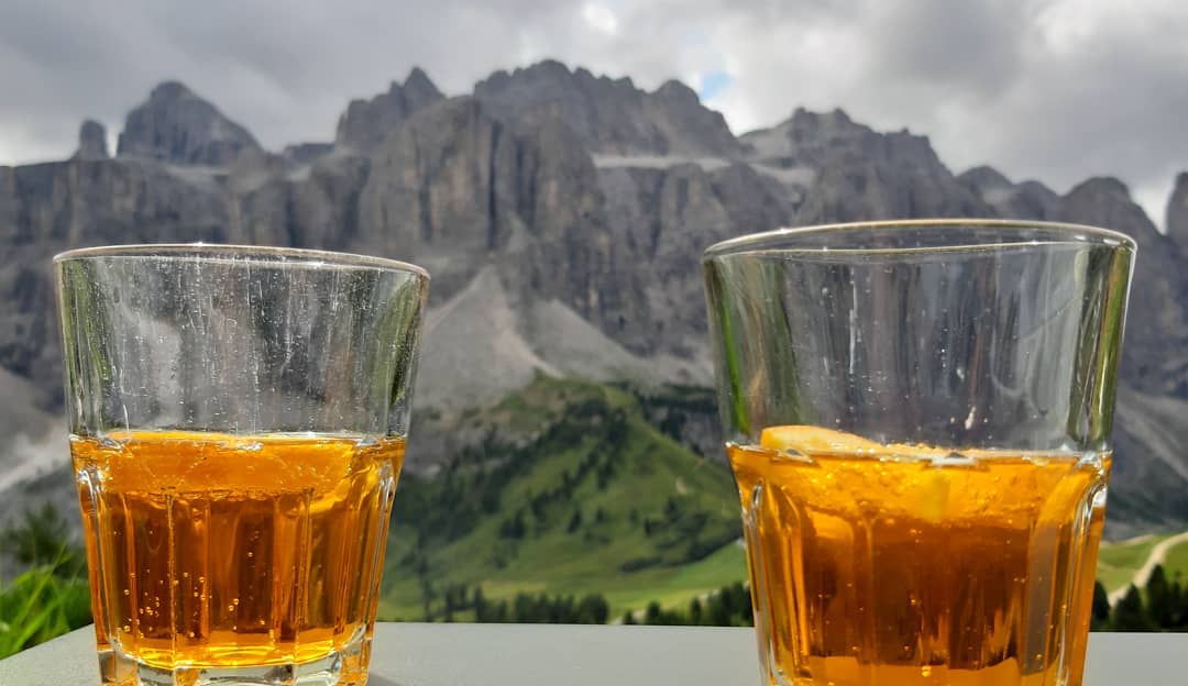 Aperitivo at Rifugio Jimmy. Instagram photo of @maria.68.mv13. A Must-Read Guide to Summer in South Tyrol.
