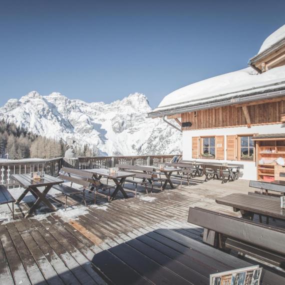 Rifugio Rudi. Drei Zinnen will continue with its plan to install the Helmjet Sexten 10-seater cable car.