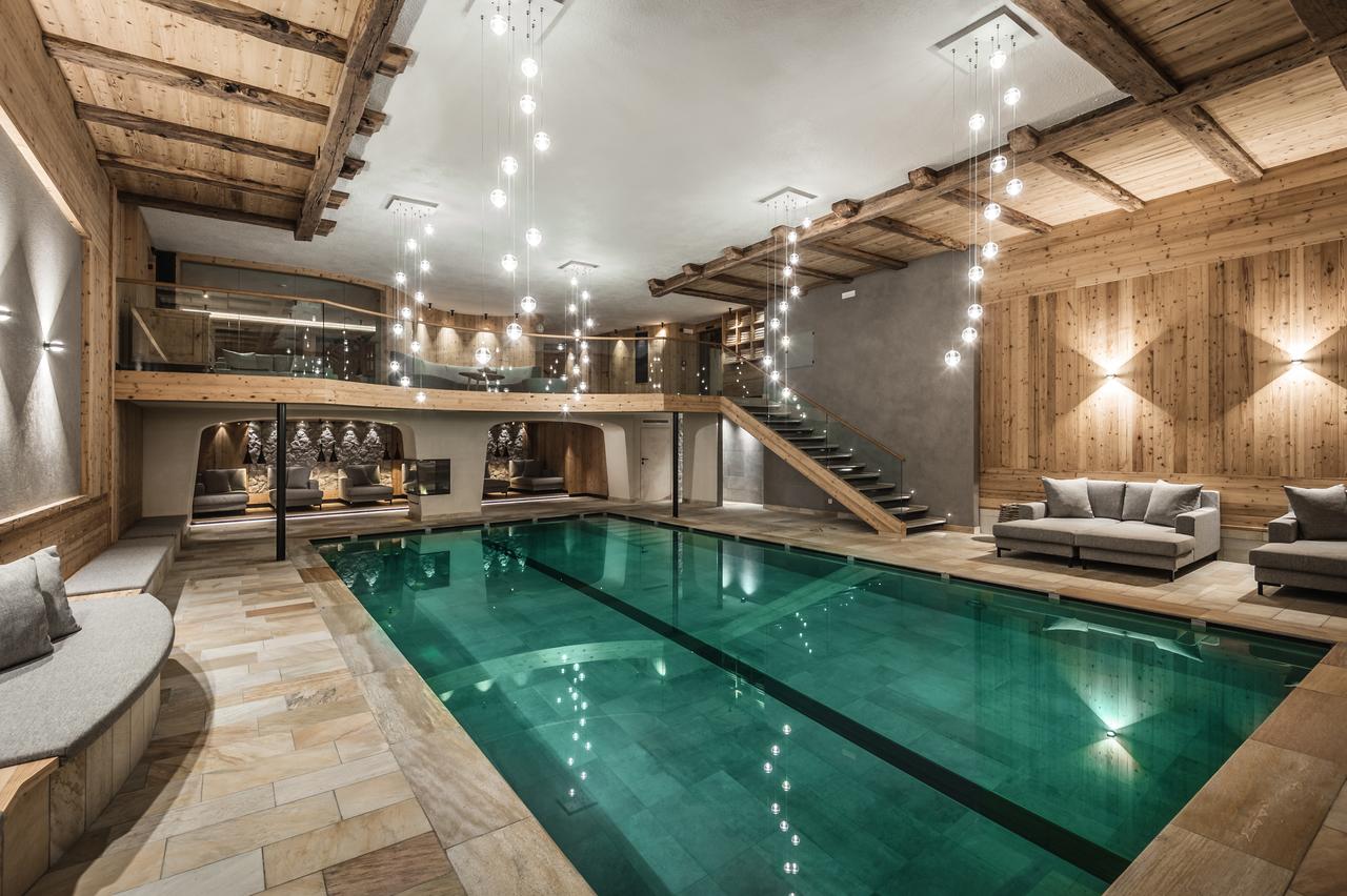 The interior pool at the Hotel Kolfuschgerhof. Book your stay at the Kolfuschgerhof here. Planning your summer in the mountains of Alta Badia. 