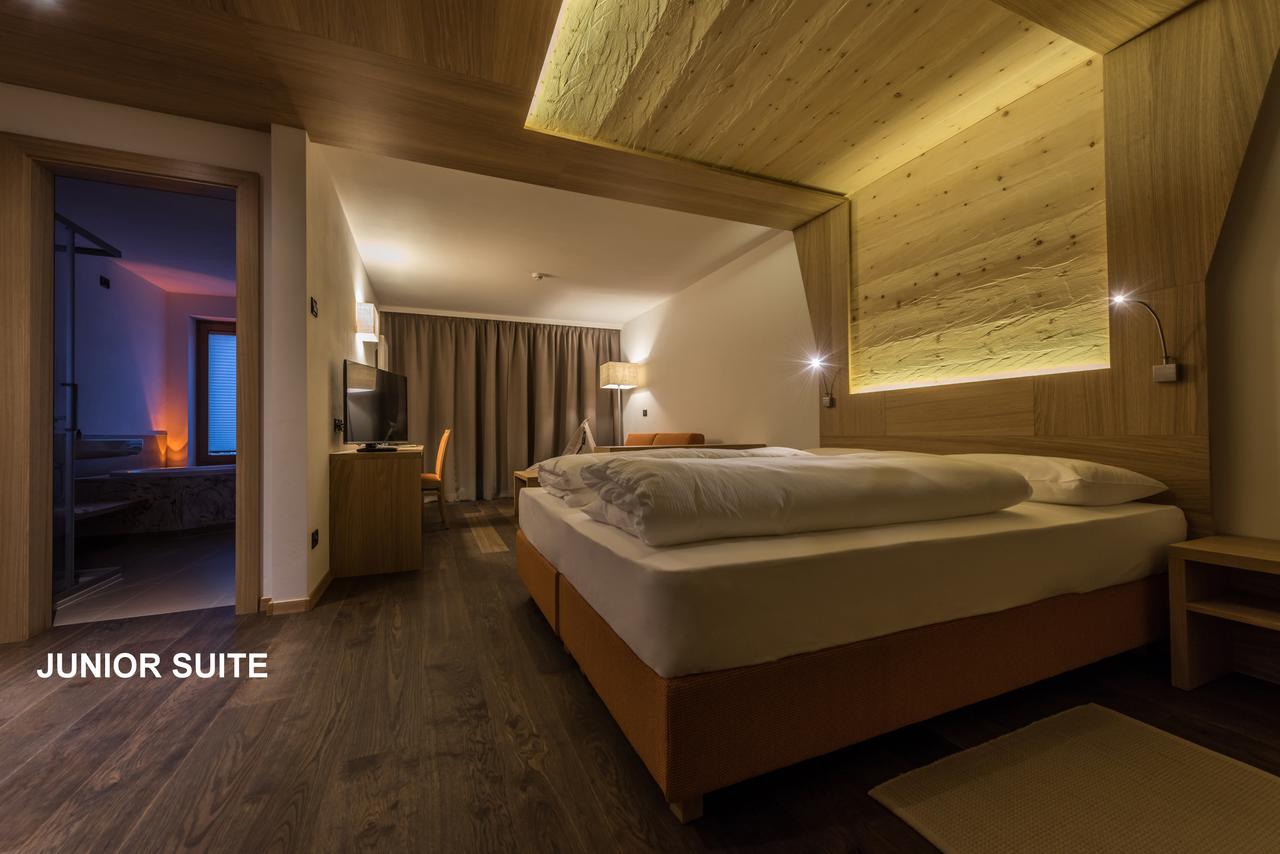 A room at the Melodia del Bosco. Book your stay at the Melodia del Bosco here. Planning your summer in the mountains of Alta Badia. 