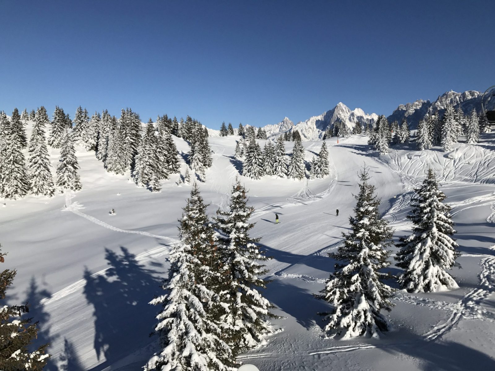 Les Houches ski areaa. Photo: OT Vallée de Chamonix. Fabien Bravard. Must-Read Guide to Chamonix. 