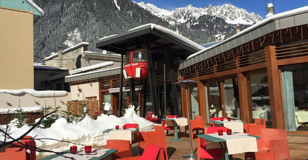 Exterior and terrace of restaurant Telecabine. Must-Read Guide to Chamonix.