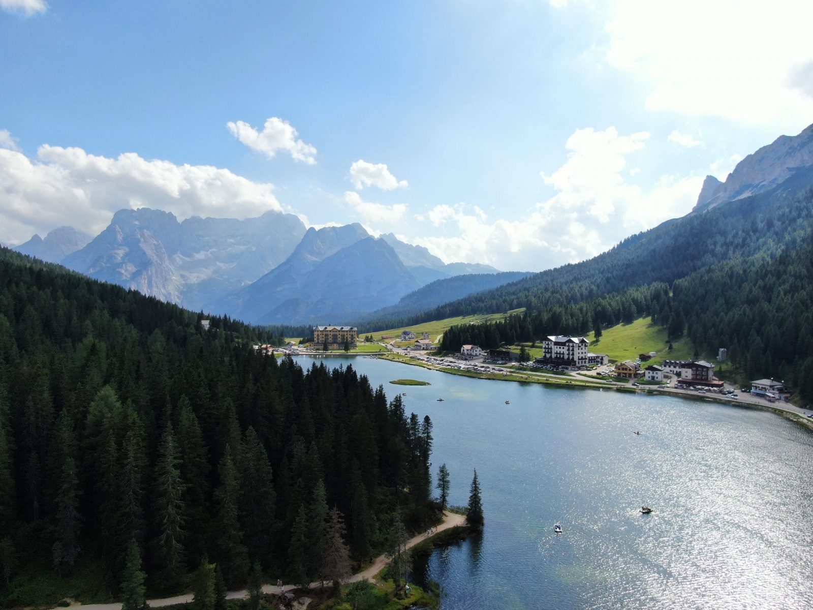 Lago Misurina. Credits: Pietro Albarelli. Cortina Dolomiti Ultra Trekking.