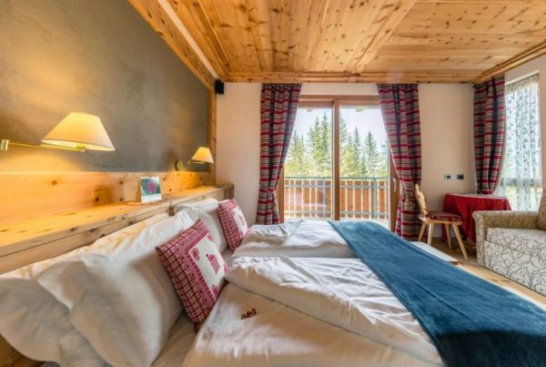 A double room at La Locanda del Cantoniere. Book your stay at La Locanda del Cantoniere here. Cortina d’Ampezzo is ready for a new summer season.
