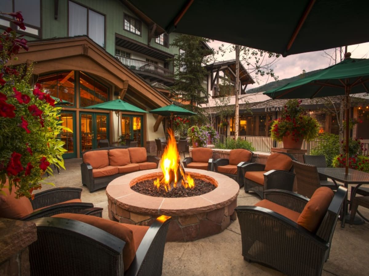 Outside firepit at the Lodge at Vail. The Must-Read Guide to Vail. Book your stay at the Lodge at Vail here.